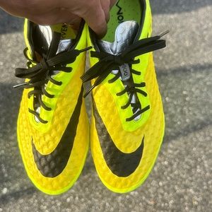 RARE Nike Hype-venom phanto FG